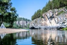 гребень по Юрюзани на Южном Урале